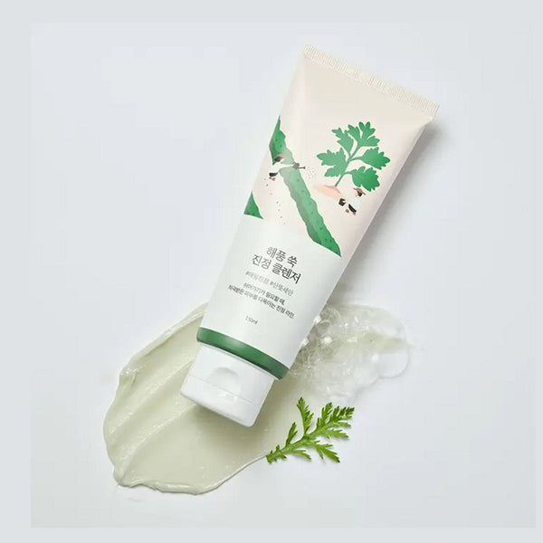 Round Lab Mugwort Calming Cleanser