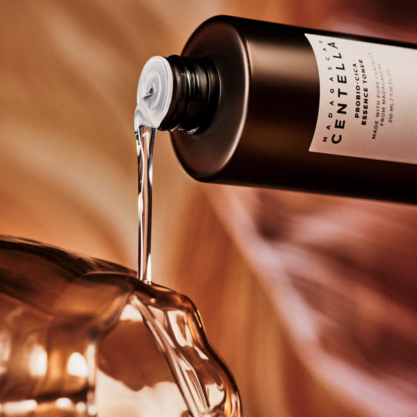 SKIN1004 Probio-cica Essence Toner 210ml