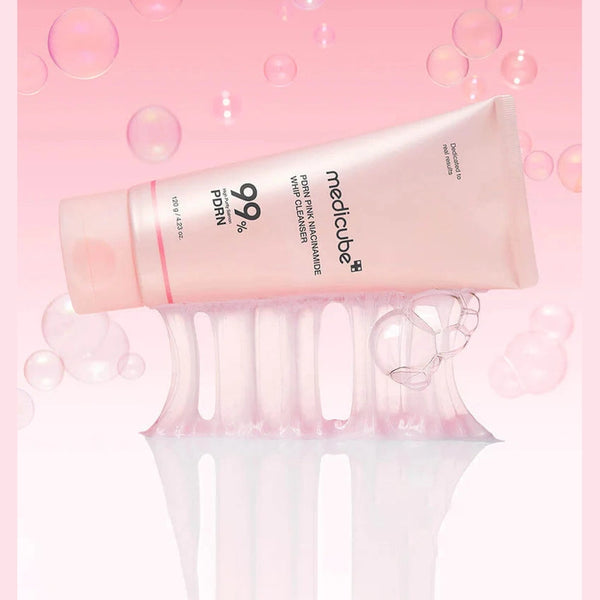 MEDICUBE PDRN Pink Niacinamide Whip Cleanser 120g